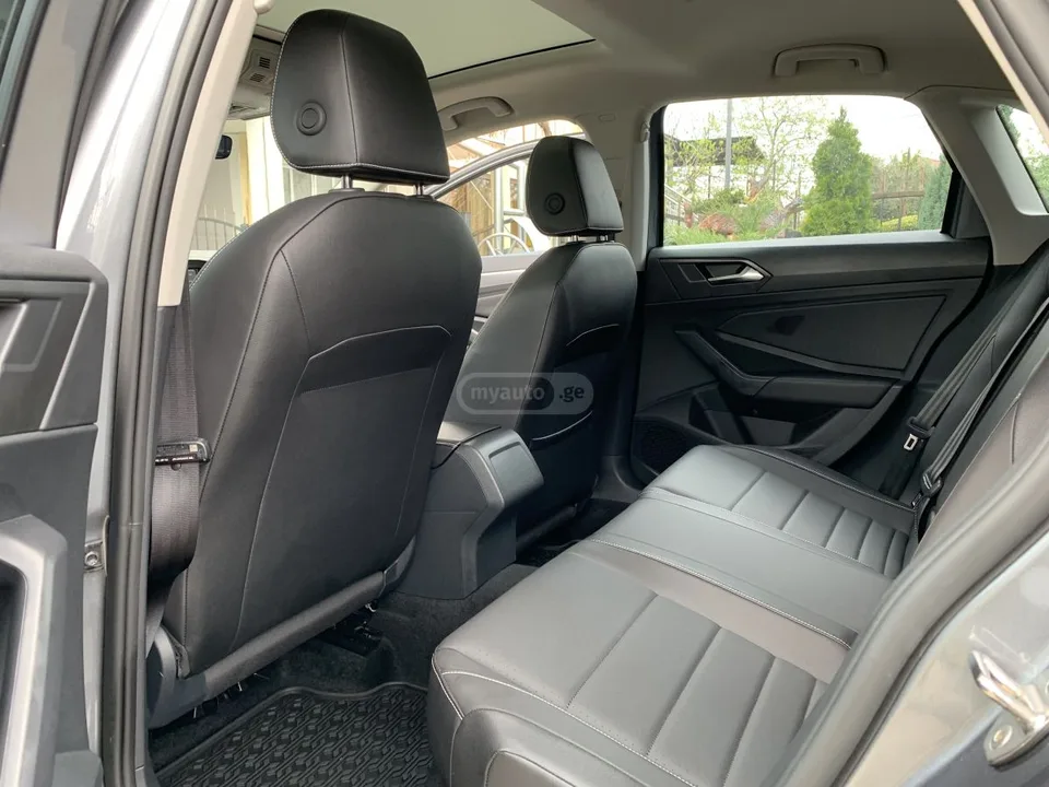 Volkswagen Jetta se 2024 — миниатюра 4