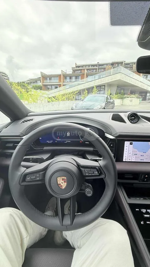 Porsche Macan 2025 — миниатюра 4