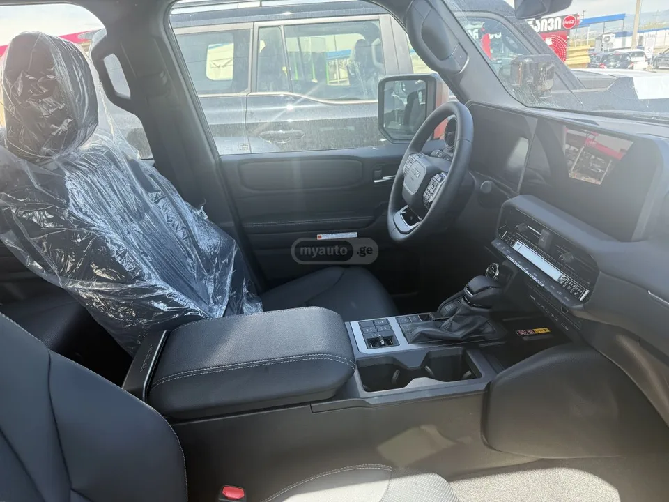Toyota Land Cruiser Prado 41 SFX Официал 2026 — миниатюра 4