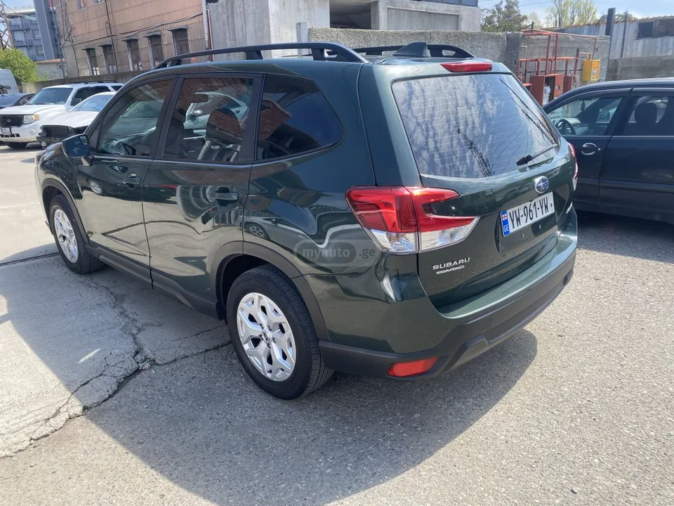 Subaru Forester Base 4dr All-Wheel Drive CVT 2022 — миниатюра 2