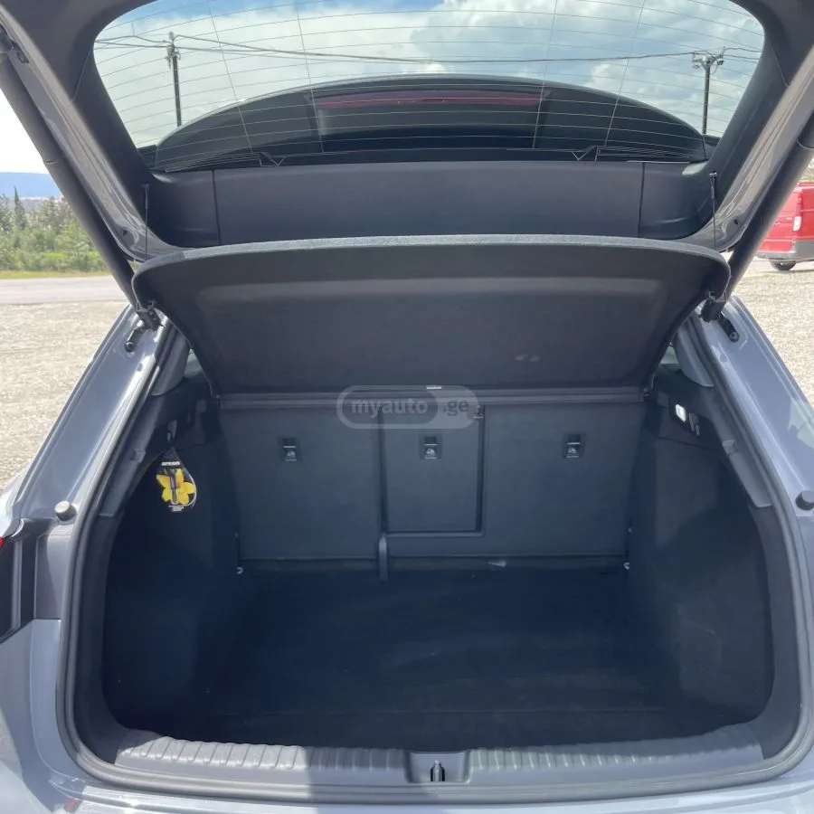 Audi Q4 E-Tron 55 premium 4 dr all Wheel driv 2024 — миниатюра 3