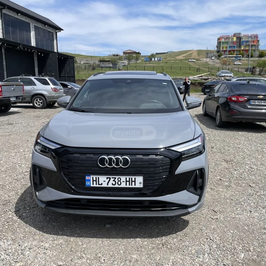 Audi Q4 E-Tron 55 premium 4 dr all Wheel driv 2024 — фото 1, купить с доставкой в Москву