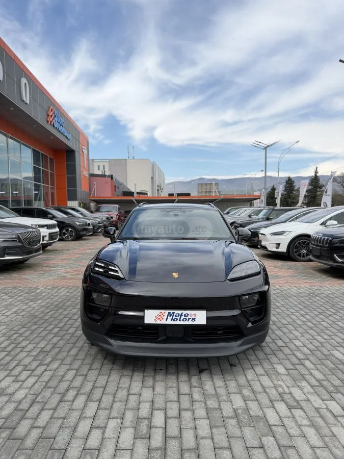 Porsche Macan Macan 4 2025 — миниатюра 2