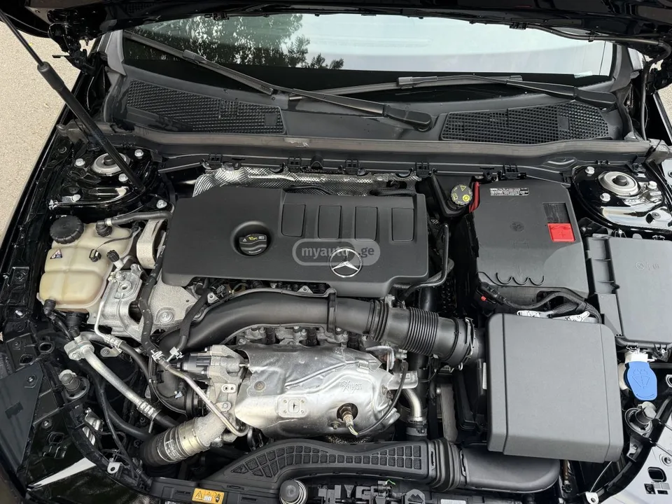 Mercedes-Benz A 220 2022 — миниатюра 4
