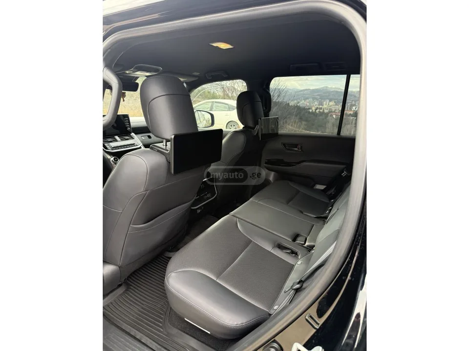 Toyota Land Cruiser 2024 — миниатюра 4