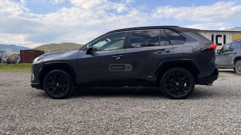 Toyota RAV 4 XSE 4dr All-Wheel Drive CVT 2023 — миниатюра 4