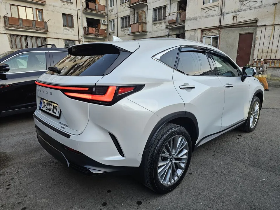 Lexus NX 350 2023 — миниатюра 4