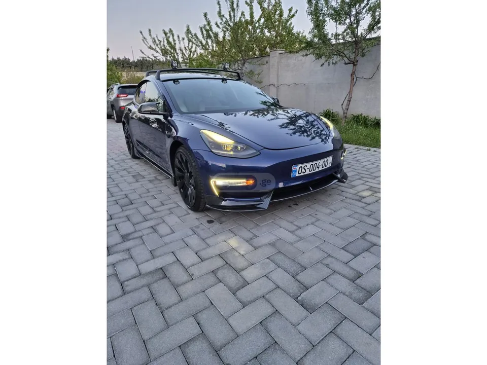 Tesla Model 3 Performance 2022 — фото 1, купить с доставкой в Москву