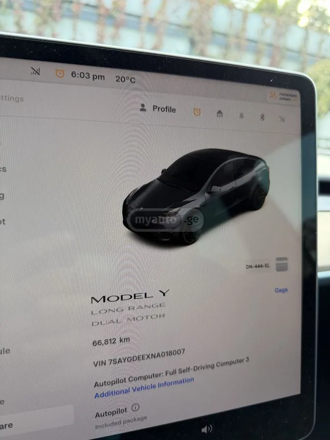 Tesla Model Y 2022 — миниатюра 5