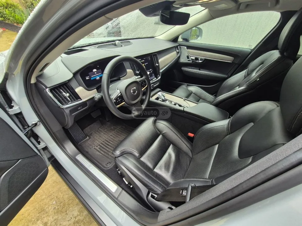 Volvo V 90 Kombi 2023 — миниатюра 3