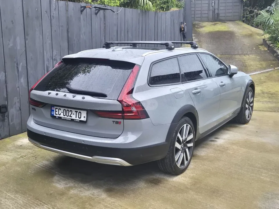 Volvo V 90 Kombi 2023 — миниатюра 4