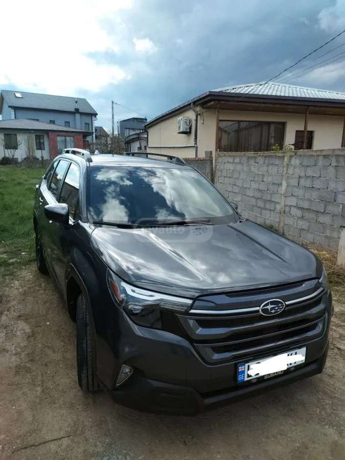 Subaru Forester 2024 — фото 1, купить с доставкой в Москву