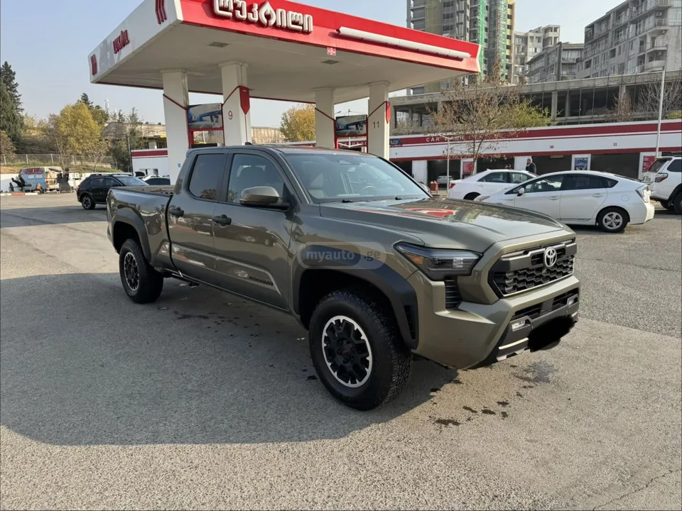 Toyota Tacoma 2024 — миниатюра 2