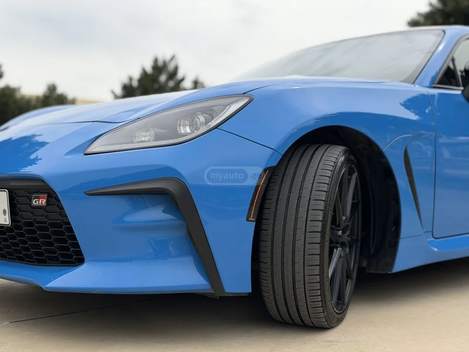 Toyota GR86 Premium 2dr Coupe Manual 2022 — миниатюра 5
