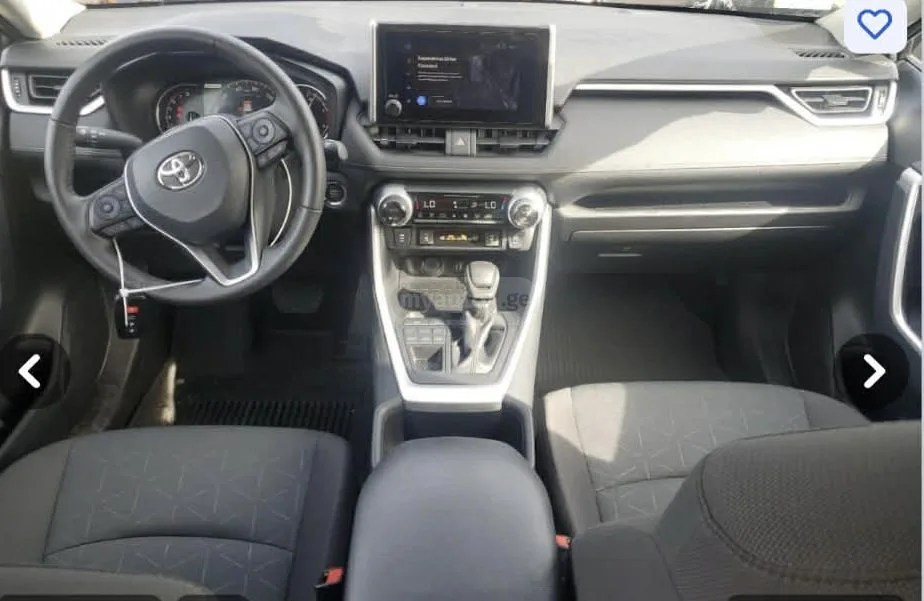 Toyota RAV4 XLE 4dr All Wheel Drive Automa 2024 — миниатюра 5