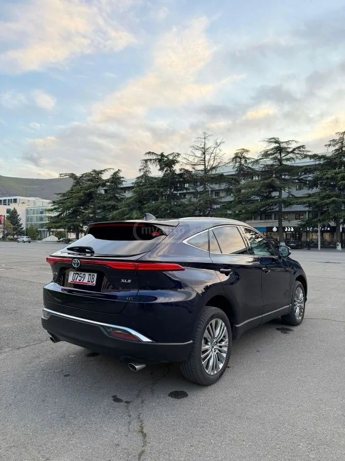 Toyota Venza LE 4dr All-Wheel Drive CVT 2023 — миниатюра 2