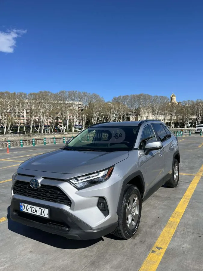 Toyota RAV 4 2024 — миниатюра 2