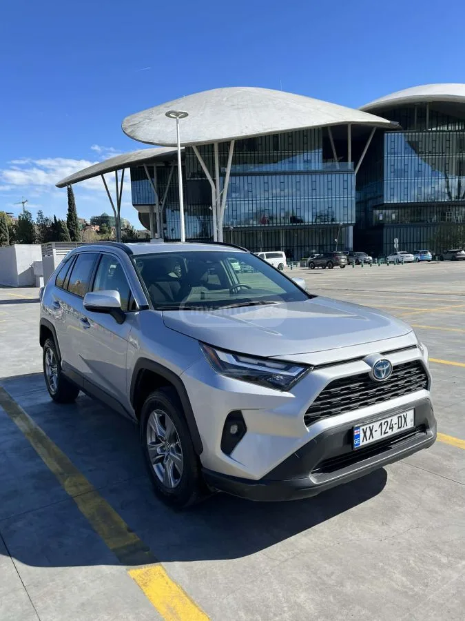 Toyota RAV 4 2024 — миниатюра 3