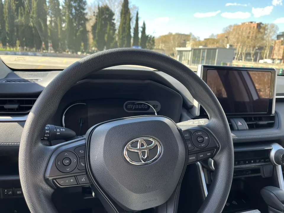 Toyota RAV 4 2024 — миниатюра 4