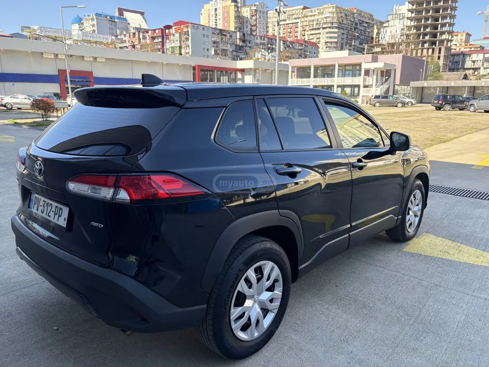 Toyota RAV4 LE 4dr All-Wheel Drive Automat 2023 — миниатюра 3