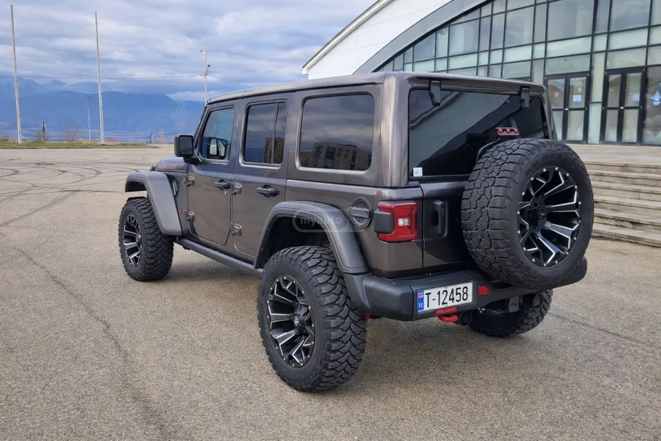 Jeep Wrangler Rubicon 4dr 4x4 Automatic 2023 — миниатюра 5