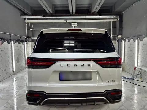 Lexus LX 600 2023 купить в Москве