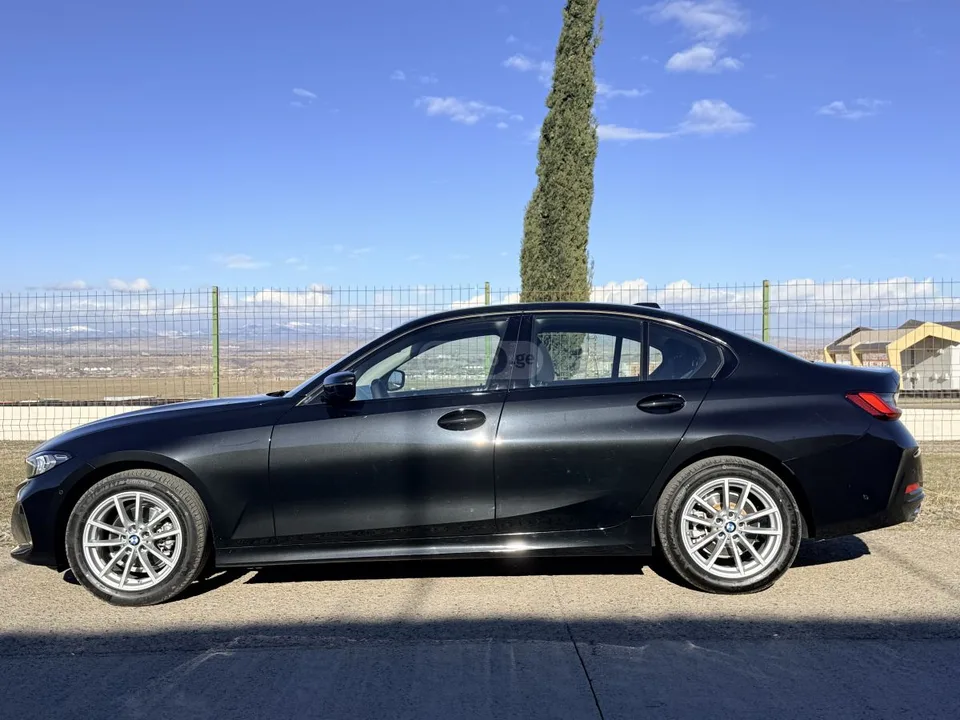 BMW 318 156л.с 2024 — миниатюра 3