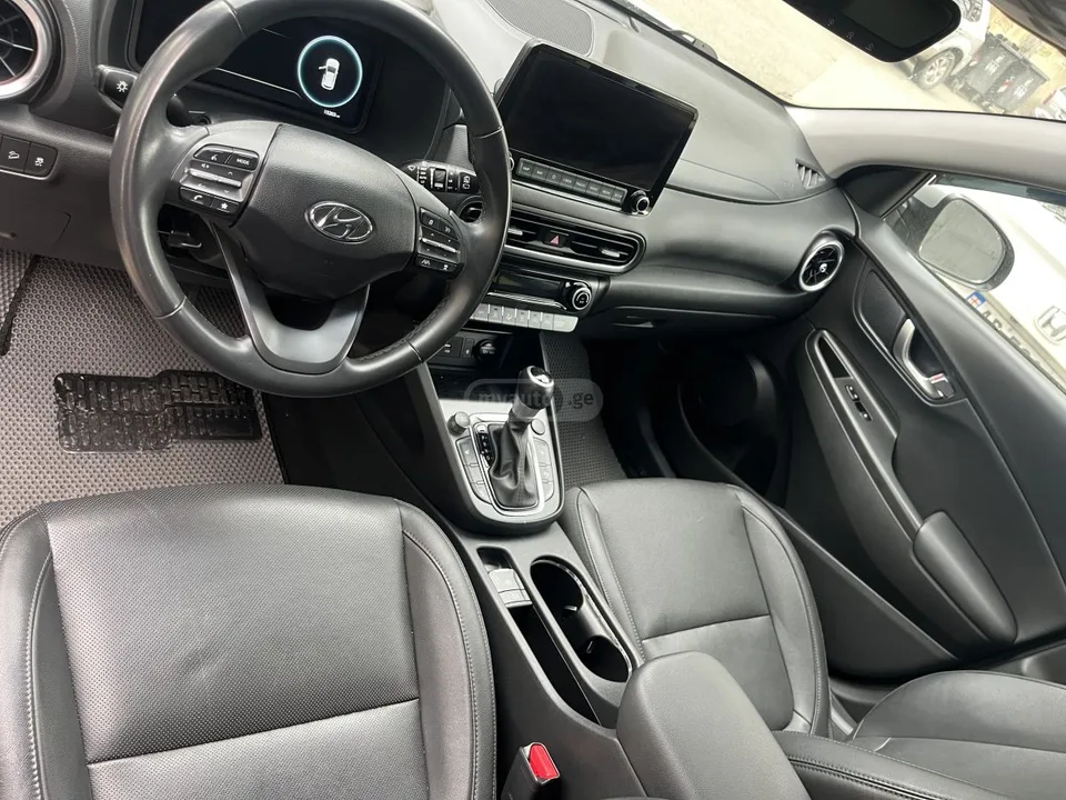 Hyundai kona Limited 4dr All-Wheel Drive Au 2022 — миниатюра 3