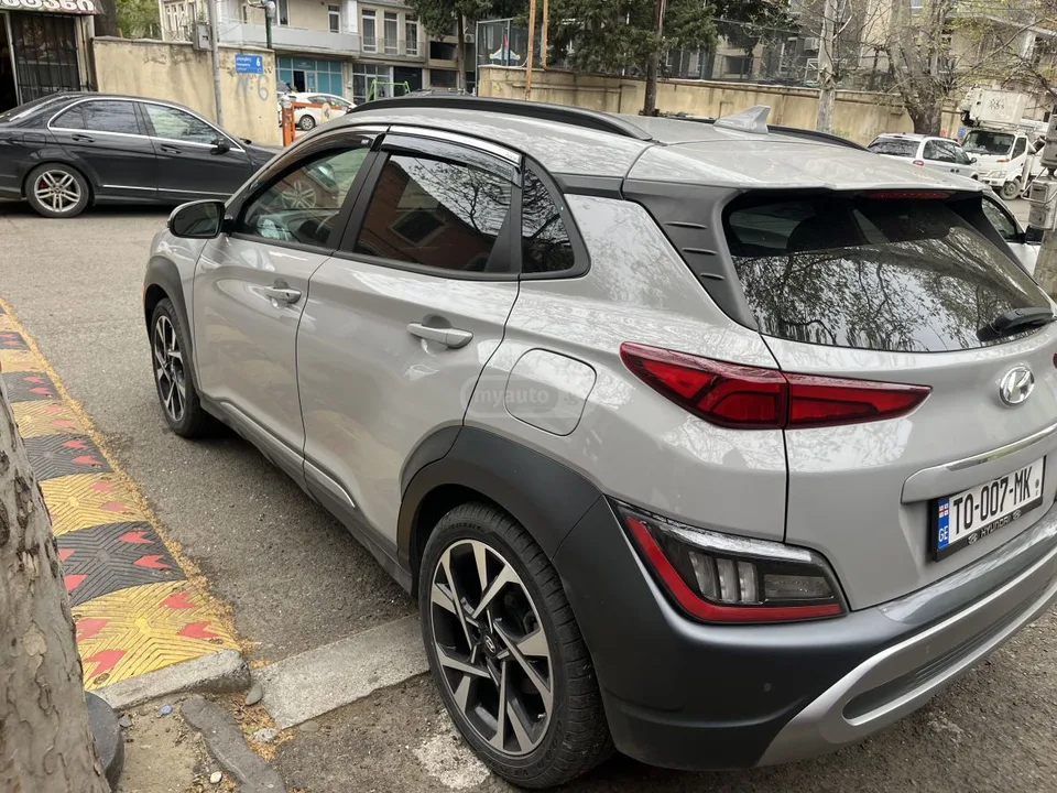 Hyundai kona Limited 4dr All-Wheel Drive Au 2022 — миниатюра 4