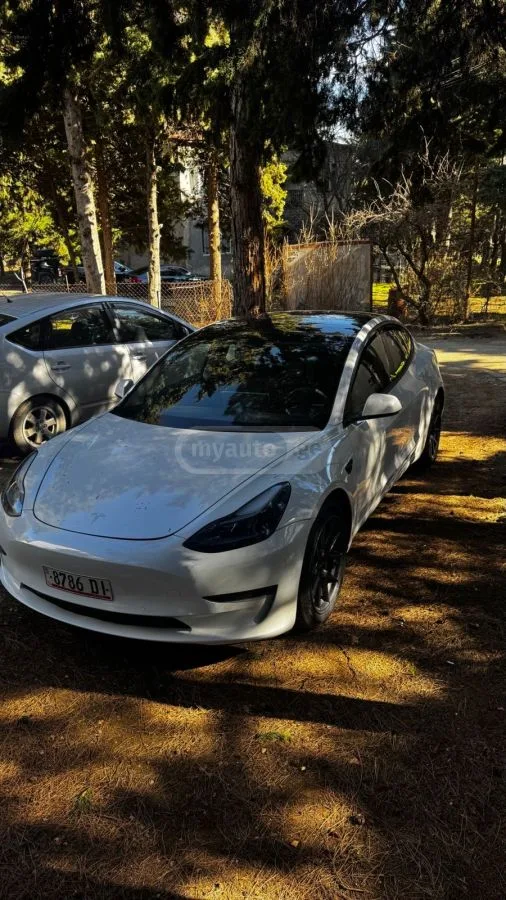 Tesla Model 3 dual motor long range 2022 — миниатюра 5