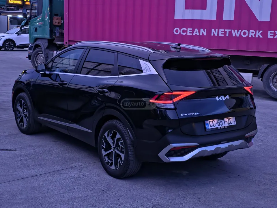 Kia Sportage Limited 2022 — миниатюра 2