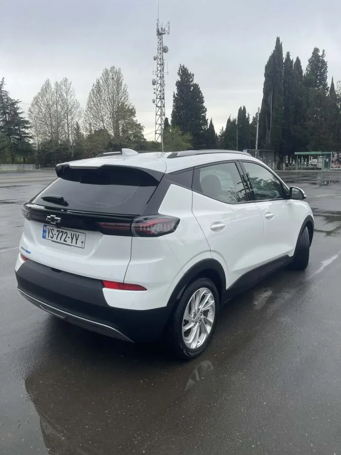 Chevrolet Bolt EUV 2023 — миниатюра 3