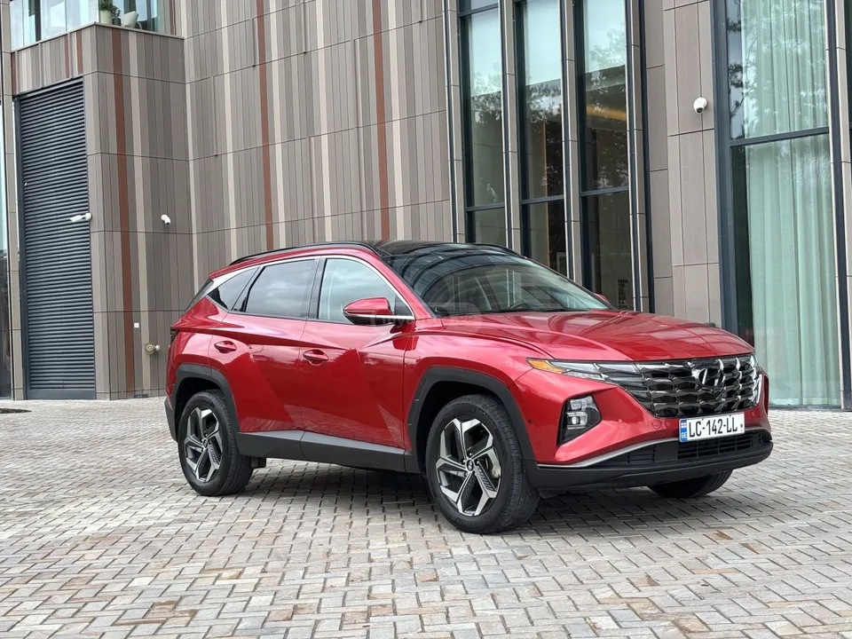 Hyundai Tucson Limited 4dr All-Wheel Drive Au 2023 — миниатюра 2