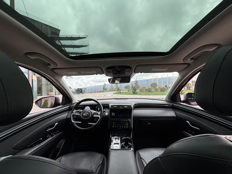 Hyundai Tucson Limited 4dr All-Wheel Drive Au 2023 — миниатюра 5