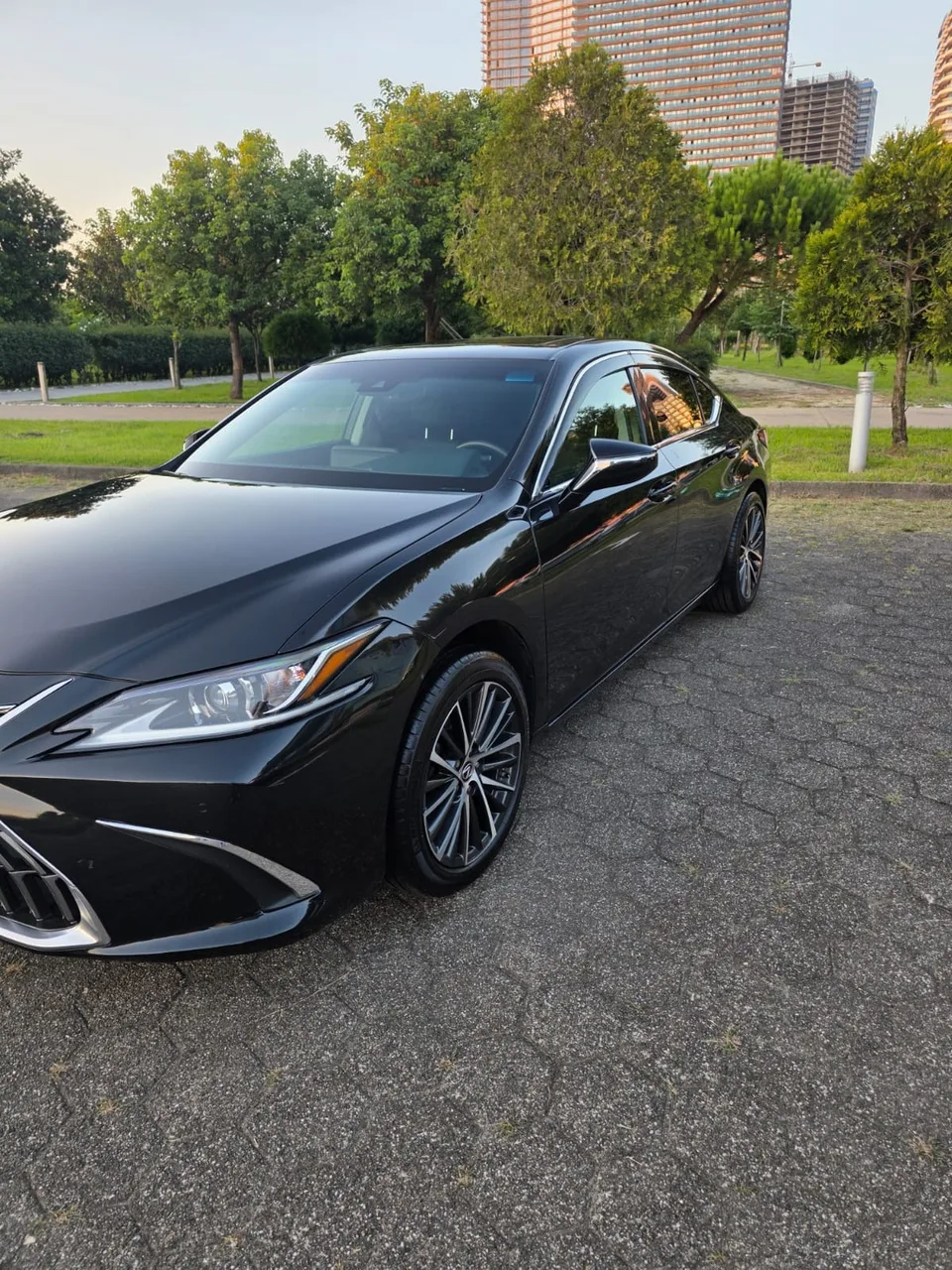 Lexus ES 350 2022 — миниатюра 2