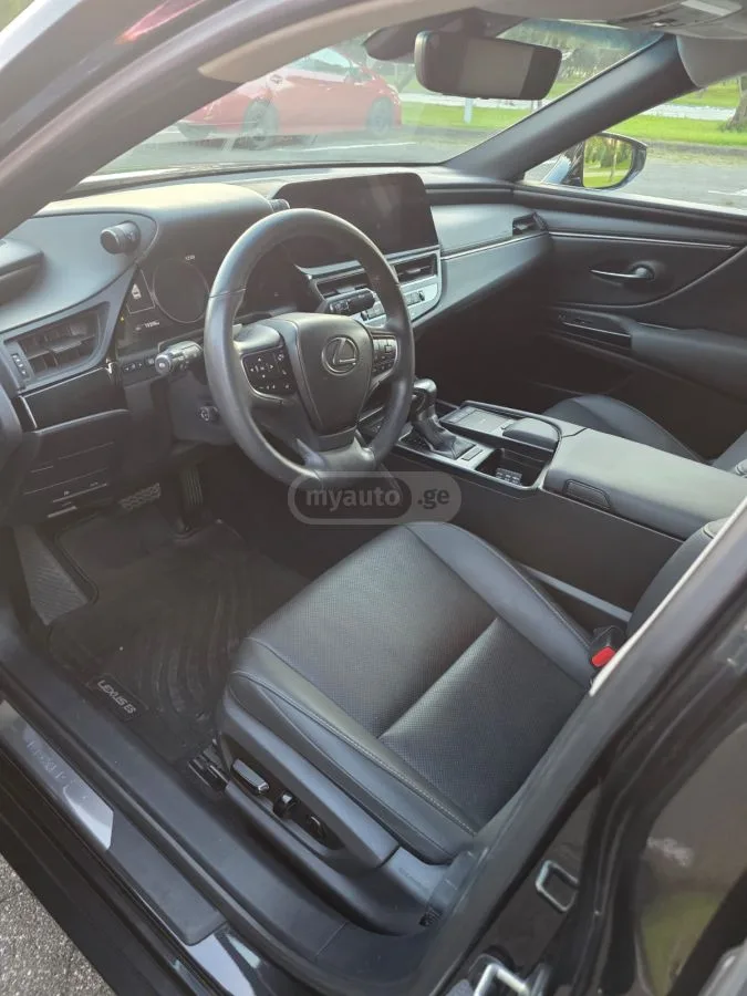 Lexus ES 350 2022 — миниатюра 3