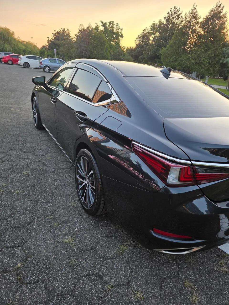 Lexus ES 350 2022 — миниатюра 4