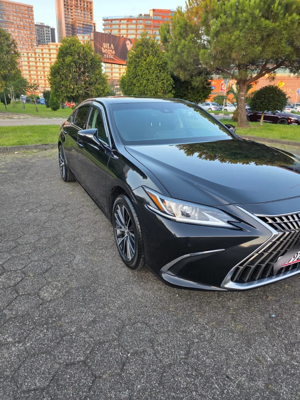 Lexus ES 350 2022 — фото 1, купить с доставкой в Москву