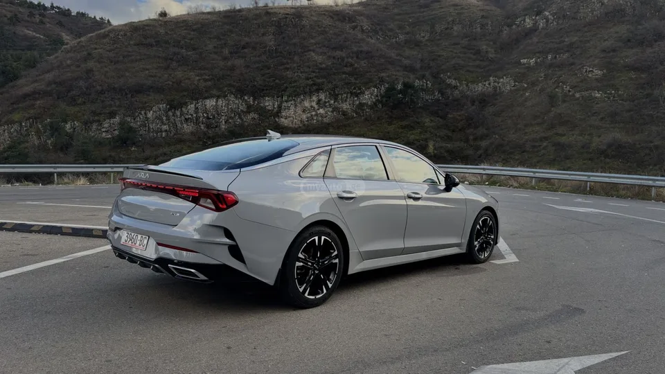 Kia K 5 2022 — миниатюра 3