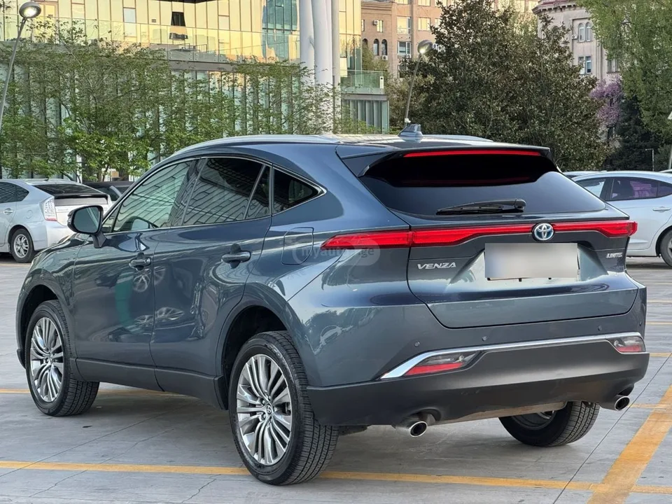 Toyota Venza LIMITED 2024 — миниатюра 5