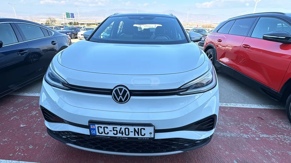Volkswagen ID 4 2022 — фото 1, купить с доставкой в Москву