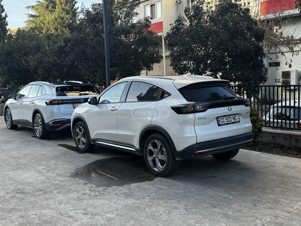 Honda M-NV 2022 — миниатюра 2