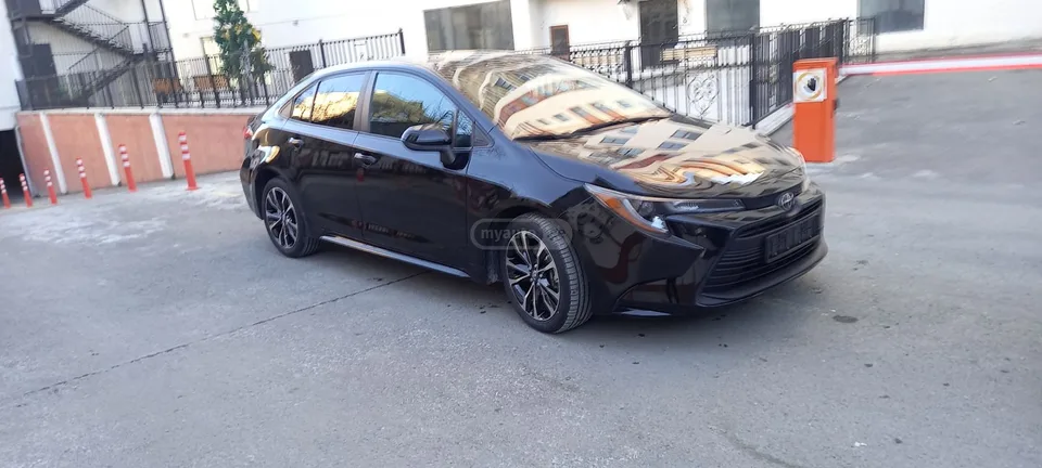 Toyota Corolla le 2024 — миниатюра 2