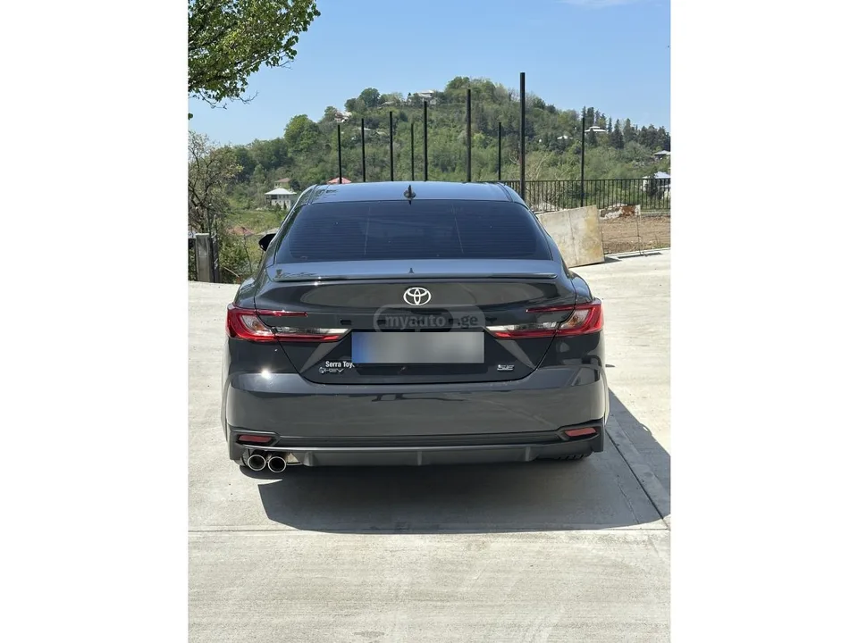 Toyota Camry Se 2024 — миниатюра 3