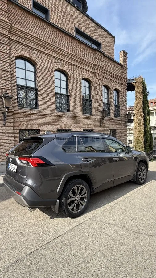 Toyota RAV 4 Hybrid 2024 — миниатюра 3