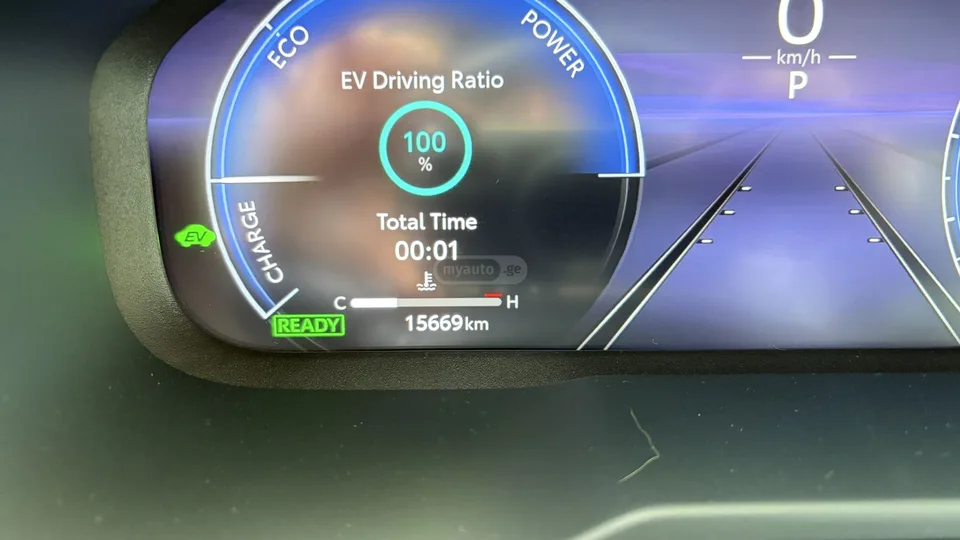 Toyota RAV 4 Hybrid 2024 — миниатюра 4