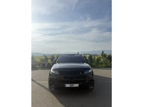 Land Rover Range Rover Sport 2023 купить в Москве