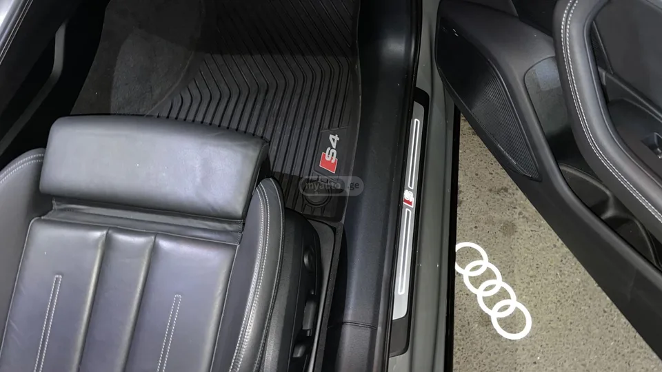 Audi A4 2024 — миниатюра 4