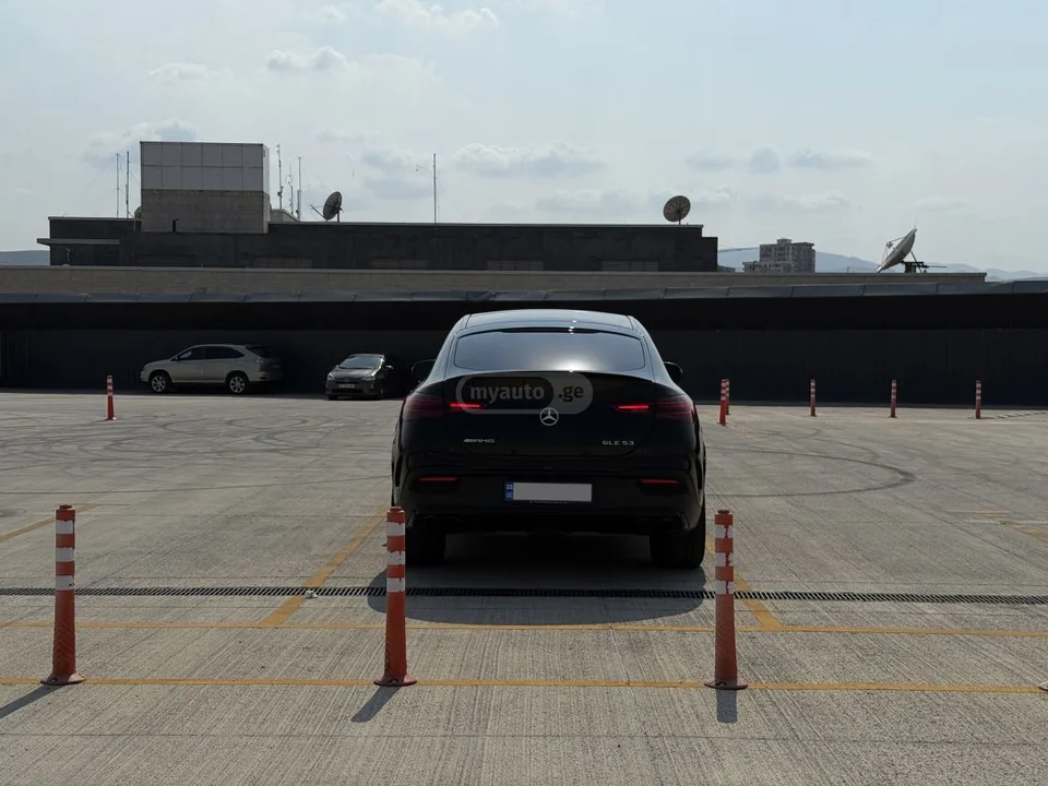 Mercedes-Benz GLE 53 2024 — миниатюра 3