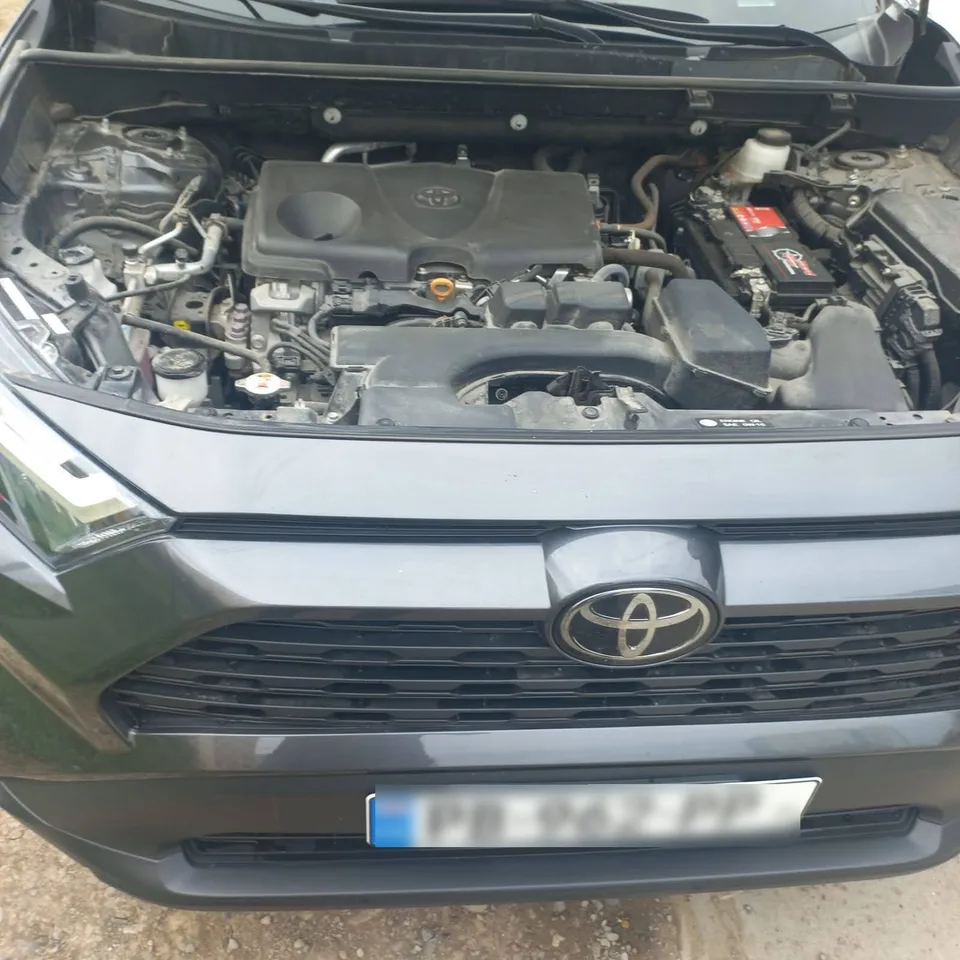 Toyota RAV 4 LE 4dr All-Wheel Drive Automat 2023 — миниатюра 4